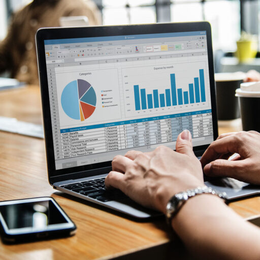 Curso de Excel en Madrid. El informe revela el desajuste entre conocimientos y puestos vacantes. Hay más salidas profesionales si se domina Excel
